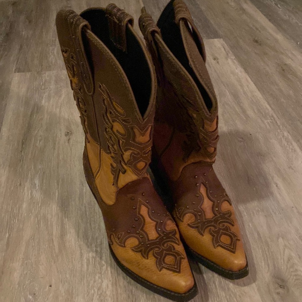 Multicolored Cowboy boots